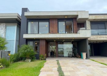 Casa em Condomínio à venda com 248m², 5 quartos, 5 suítes, 2 vagas no bairro Condomínio Sunset em Xangri-Lá