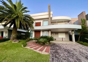Casa em Condomínio à venda com 381m², 4 quartos, 4 suítes, 3 vagas no bairro Condomínio Enseada Lagos em Xangri-Lá