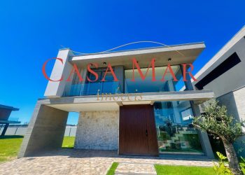 Casa em Condomínio à venda com 304m², 5 quartos, 5 suítes, 2 vagas no bairro Condomínio Amare em Xangri-Lá