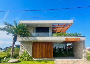 Casa em Condomínio à venda com 365m², 5 quartos, 5 suítes, 1 vaga no bairro Condomínio Amare em Xangri-Lá