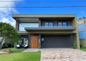 Casa em Condomínio à venda com 410m², 5 quartos, 5 suítes, 2 vagas no bairro Condomínio Enseada Lagos em Xangri-Lá