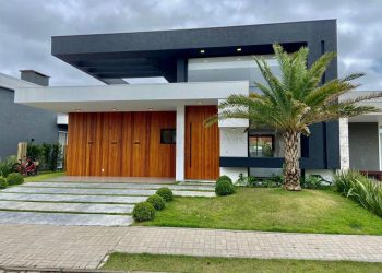 Casa em Condomínio à venda com 195m², 4 quartos, 4 suítes, 2 vagas no bairro Condomínio Sea Coast em Xangri-Lá