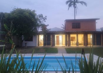 Casa à venda com 146m², 4 quartos, 2 suítes, 2 vagas no bairro Atlântida em Xangri-Lá