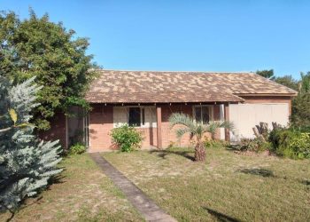 Casa à venda com 272m², 4 quartos, 1 vaga no bairro Remanso em Xangri-Lá