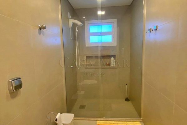 Casa à venda com 195m², 3 quartos, 1 suíte, 2 vagas no bairro Centro em Xangri-Lá - Foto 5