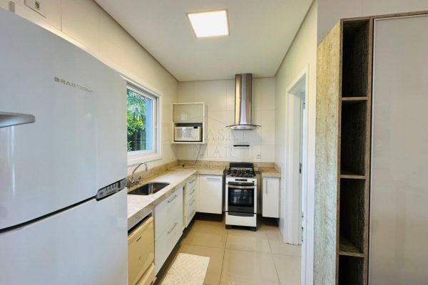 Casa em Condomínio à venda com 190m², 3 quartos, 3 suítes, 1 vaga no bairro Condomínio Enseada Lagos em Xangri-Lá - Foto 4