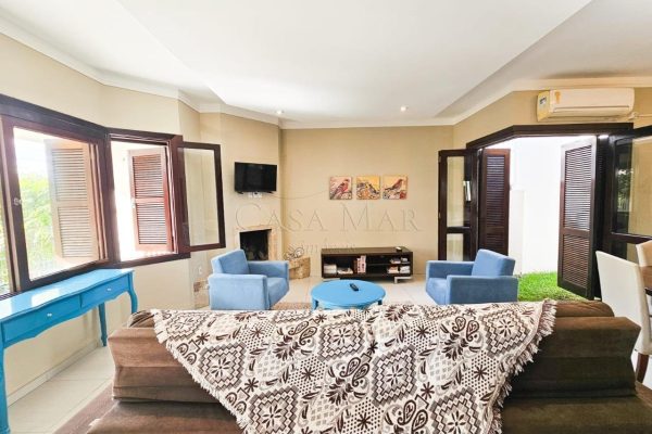 Casa à venda com 167m², 3 quartos, 2 suítes, 2 vagas no bairro Noiva do Mar em Xangri-Lá - Foto 2