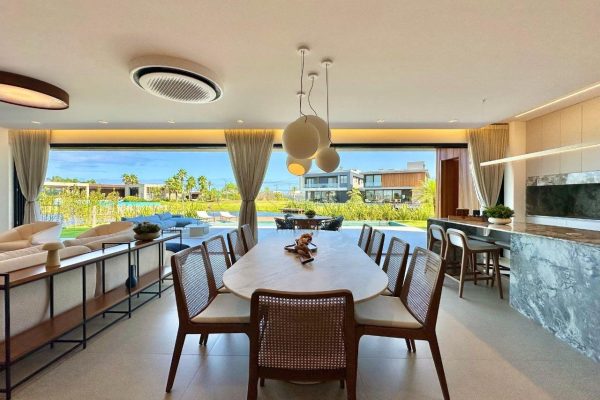 Casa em Condomínio à venda com 388m², 4 quartos, 4 suítes, 2 vagas no bairro Condomínio Sense em Xangri-Lá - Foto 2