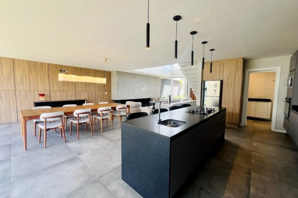 Casa em Condomínio à venda com 212m², 4 quartos, 4 suítes, 2 vagas no bairro Condomínio Sunset em Xangri-Lá - Foto 5