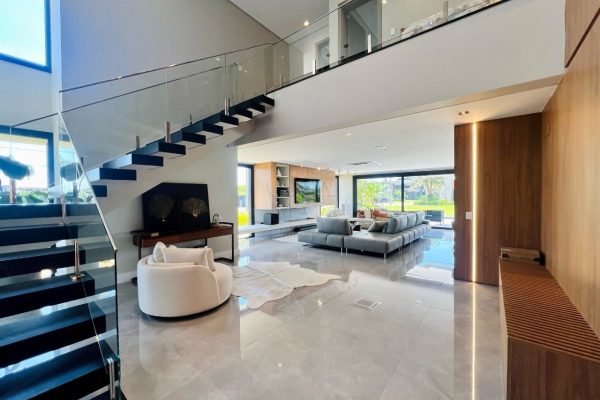 Casa em Condomínio à venda com 401m², 5 quartos, 5 suítes, 4 vagas no bairro Condomínio Sense em Xangri-Lá - Foto 3