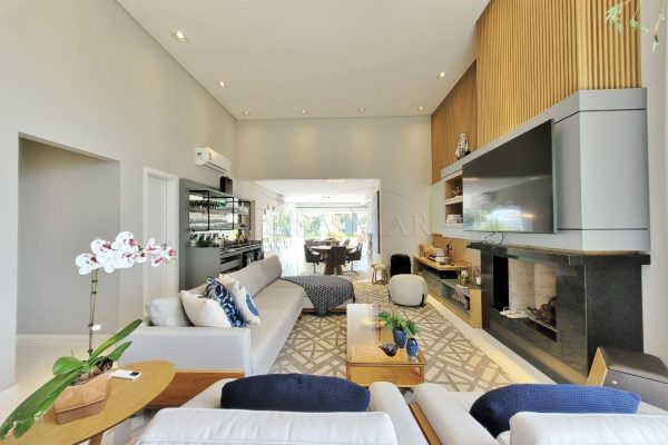 Casa em Condomínio à venda com 210m², 4 quartos, 4 suítes, 2 vagas no bairro Condomínio Enseada Lagos em Xangri-Lá - Foto 2