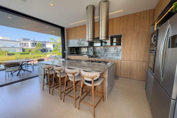 Casa em Condomínio à venda com 490m², 5 quartos, 5 suítes, 2 vagas no bairro Condomínio Sense em Xangri-Lá - Foto 3