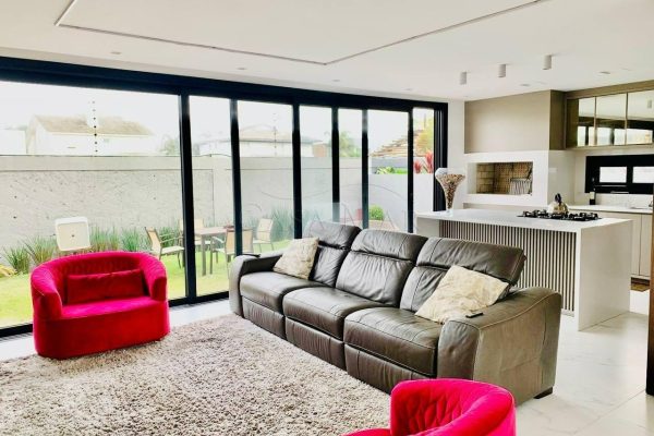 Casa em Condomínio à venda com 205m², 4 quartos, 4 suítes, 2 vagas no bairro Condomínio Sunset em Xangri-Lá - Foto 5