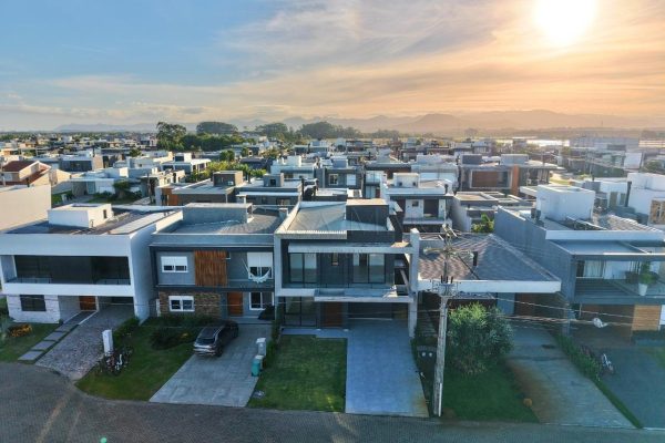 Casa em Condomínio à venda com 240m², 5 quartos, 5 suítes, 2 vagas no bairro Condomínio Blue em Xangri-Lá - Foto 4