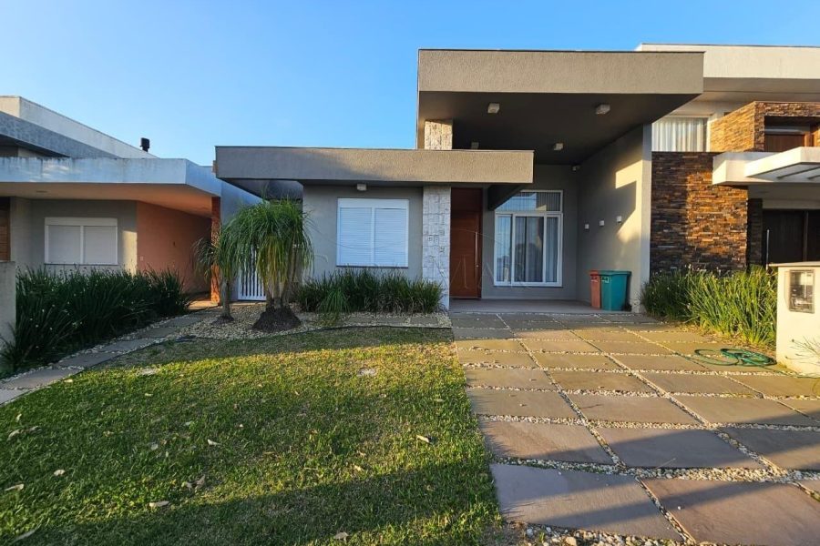 Casa em Condomínio à venda com 150m², 3 quartos, 3 suítes, 2 vagas no bairro Condomínio Blue em Xangri-Lá - Foto 1