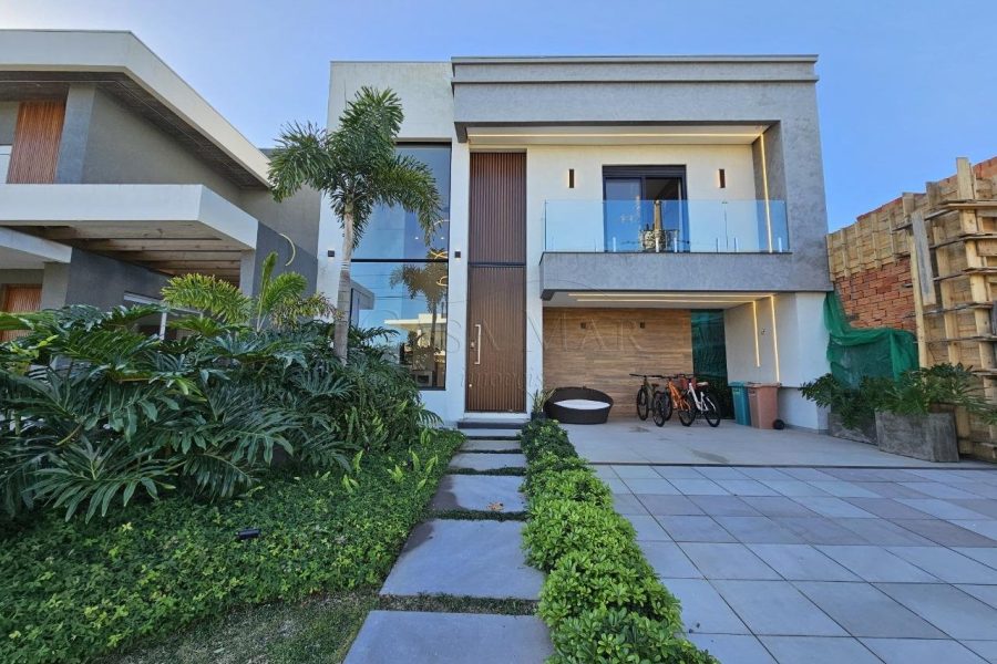 Casa em Condomínio à venda com 183m², 4 quartos, 4 suítes, 2 vagas no bairro Condomínio Blue em Xangri-Lá - Foto 1